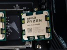 Giá AMD Ryzen 5 7600X giảm 46%, rẻ hơn phiên bản Ryzen 5 7600 không 'X'"