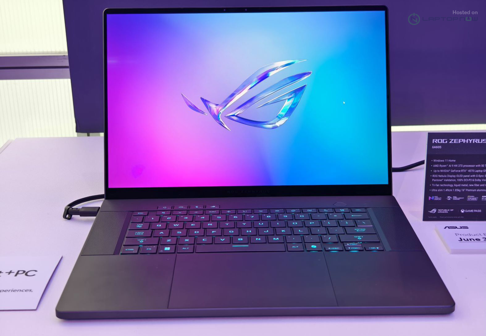 Asus ra mắt ROG Zephyrus G16 với AMD's Ryzen AI 9 370 HX