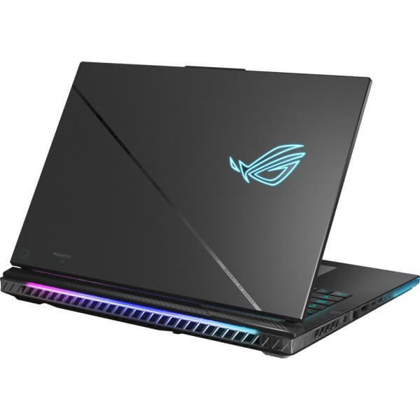 ASUS ROG Strix SCAR 18 G834JZR-XS96 (8)