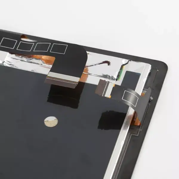 Man hinh Surface Book 2 13 (5)