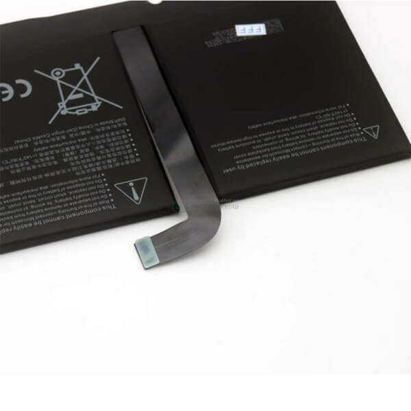 Pin Surface Pro 8 (3)