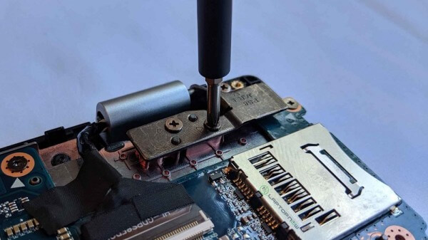 sua ban le laptop (3)